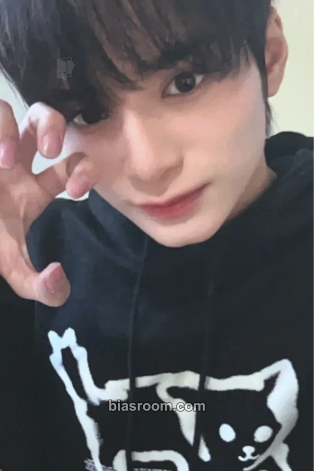 XODIAC - Zayyan - Glowy Day Album video call (fancall) fanplee