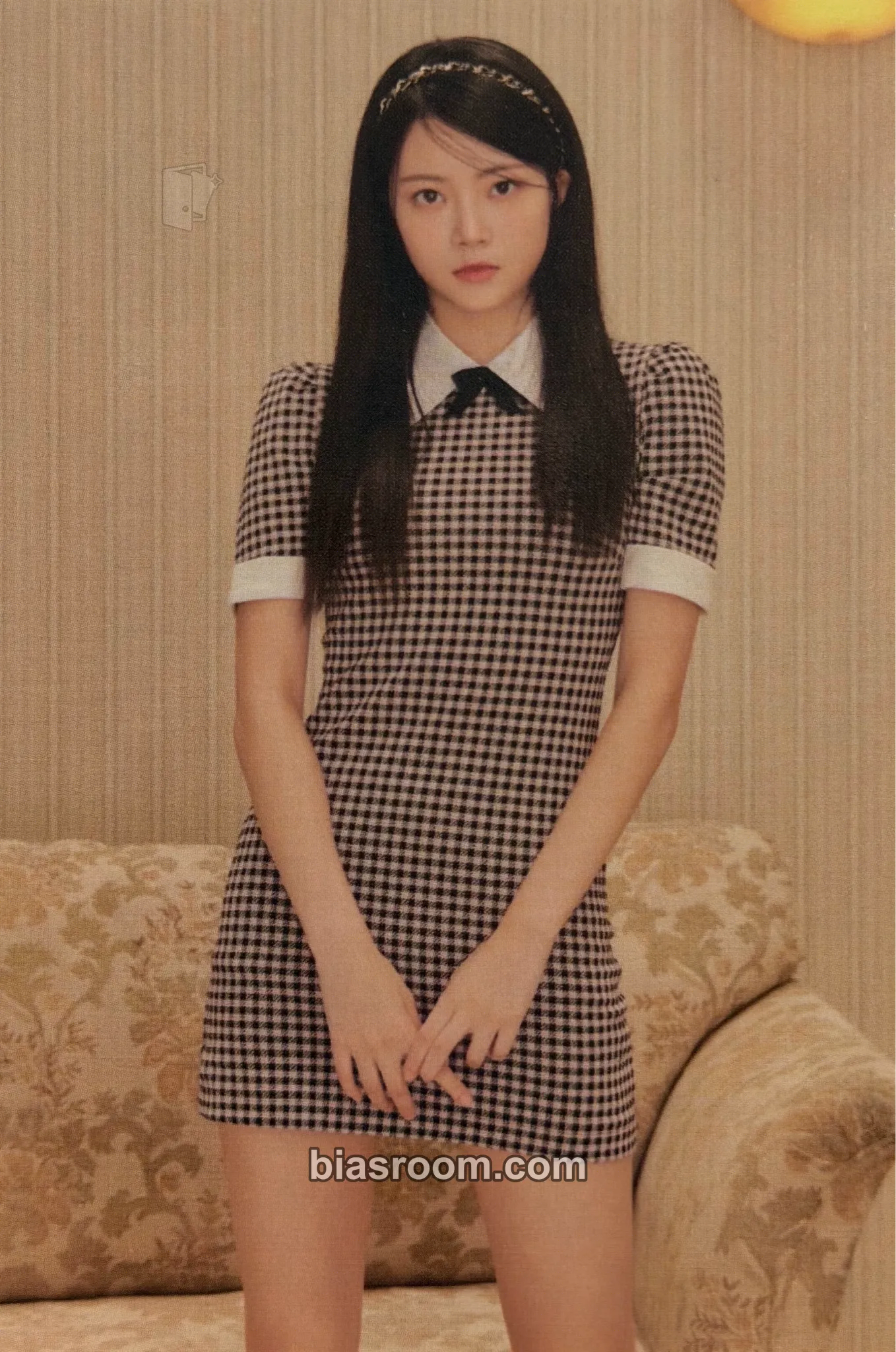 Hong Eunchae Hybe Insight: The Daydream Believers Photocard - LE SSERAFIM - LE SSERAFIM K-pop photocard