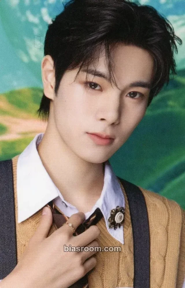 DXTEEN - Ayuta - Level Up Album album photocard limited edition B version