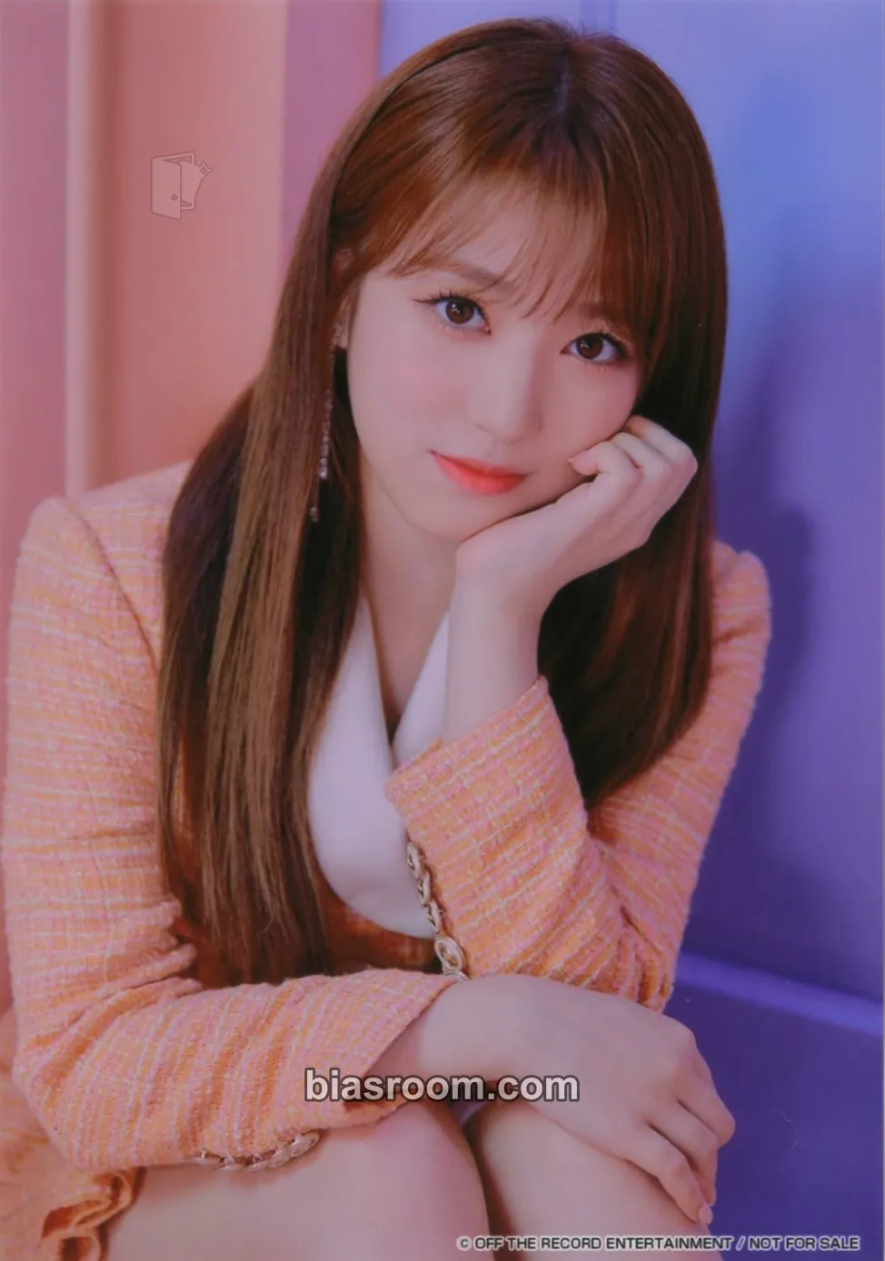 Nako Twelve Photocard - IZ*ONE - IZ*ONE K-pop photocard