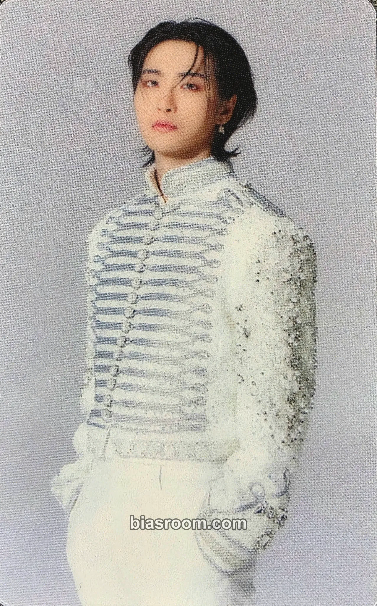 Seonghwa Towards The Light : Will To Power World Tour 2024 - 2025 Photocard - ATEEZ - ATEEZ K-pop photocard