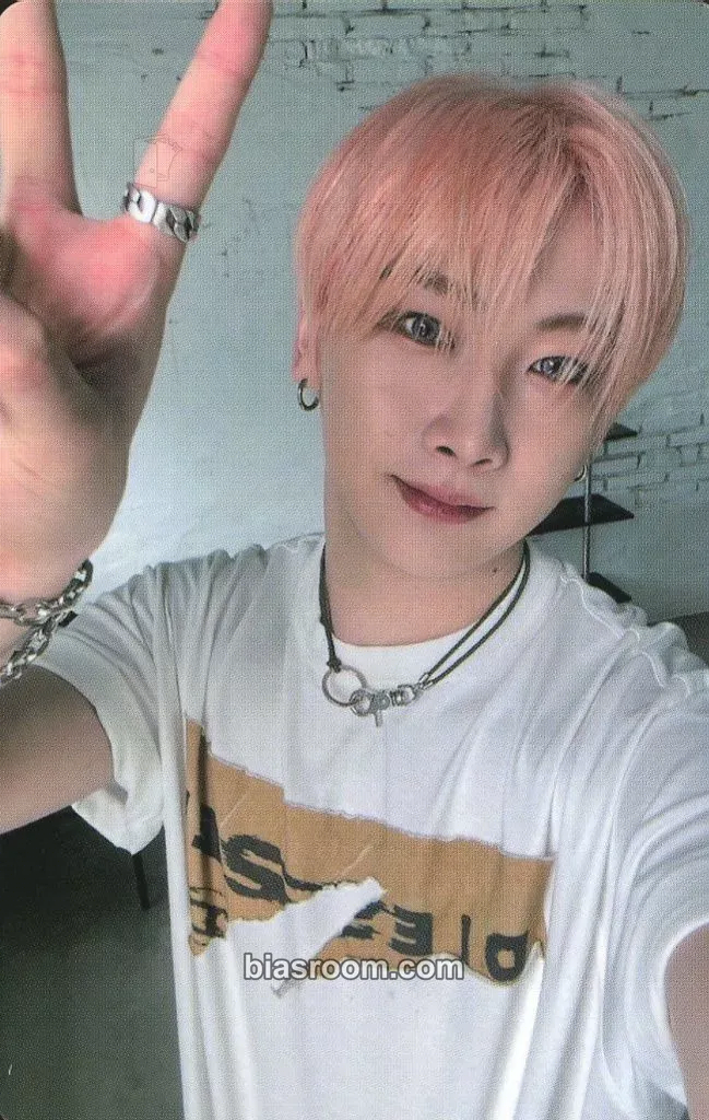 Hoyoung Liminality - EP.Dream Photocard - VERIVERY - VERIVERY K-pop photocard