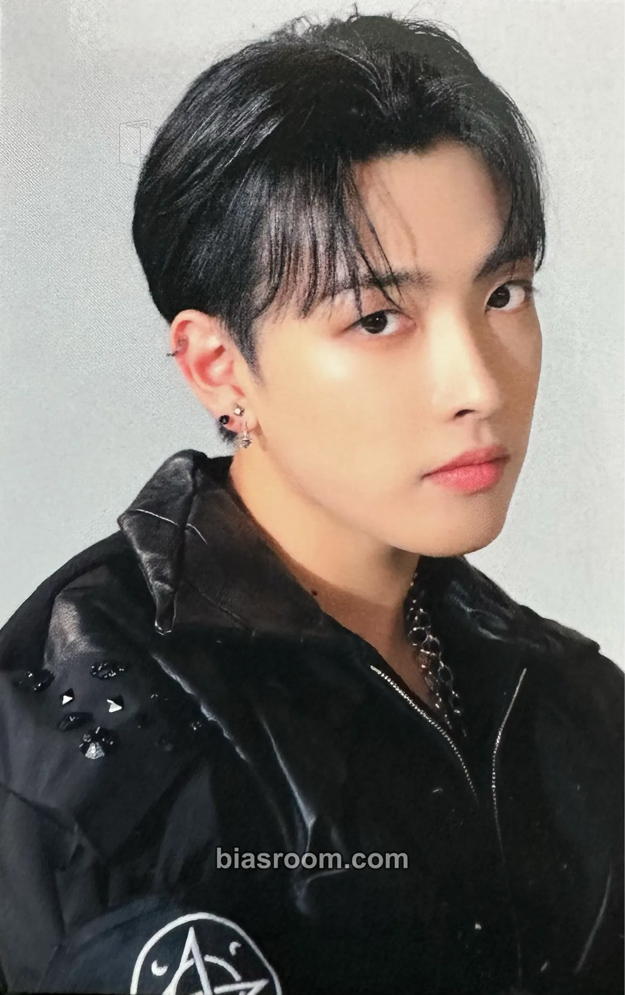 Hongjoong The Fellowship : Break The Wall World Tour 2022 - 2023 Photocard - ATEEZ - ATEEZ K-pop photocard