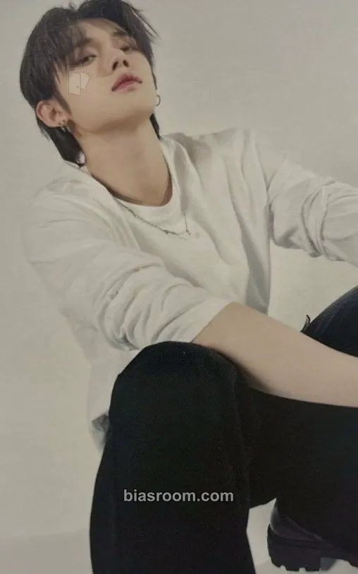 Yeonjun 2026 MOA Con Photocard - TOMORROW X TOGETHER - TOMORROW X TOGETHER K-pop photocard
