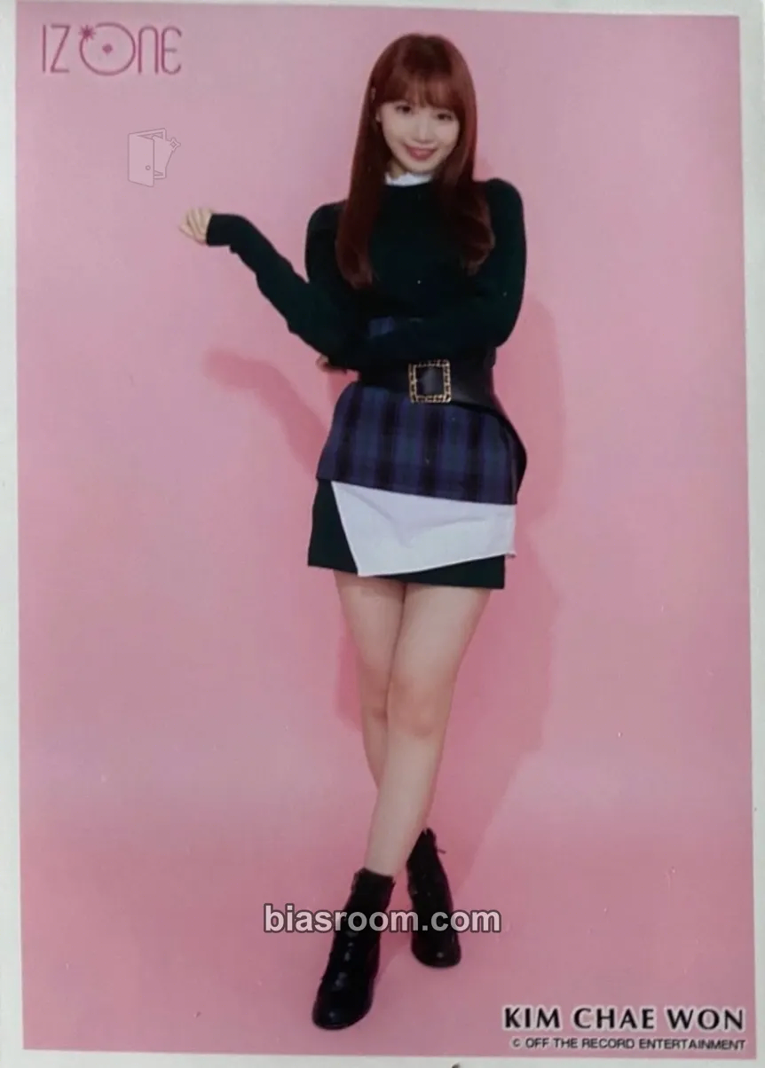 Kim Chaewon Showcase in Japan Photocard - IZ*ONE - IZ*ONE K-pop photocard