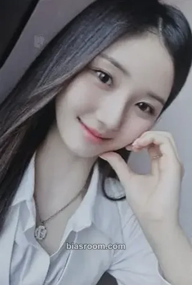 tripleS - Jiwoo - Aesthetic Album offline everline fansign