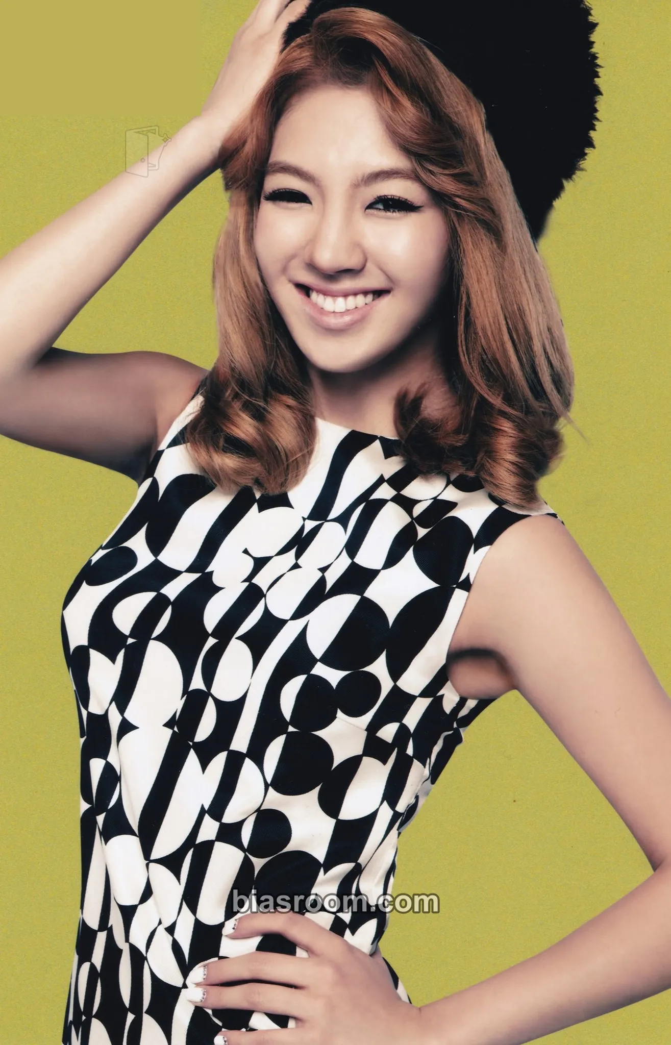 Hyoyeon Hoot Photocard - Girls' Generation - Girls' Generation K-pop photocard