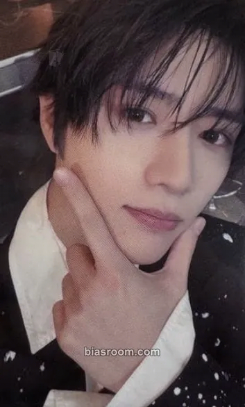 Beomgyu 2026 MOA Con Photocard - TOMORROW X TOGETHER - TOMORROW X TOGETHER K-pop photocard