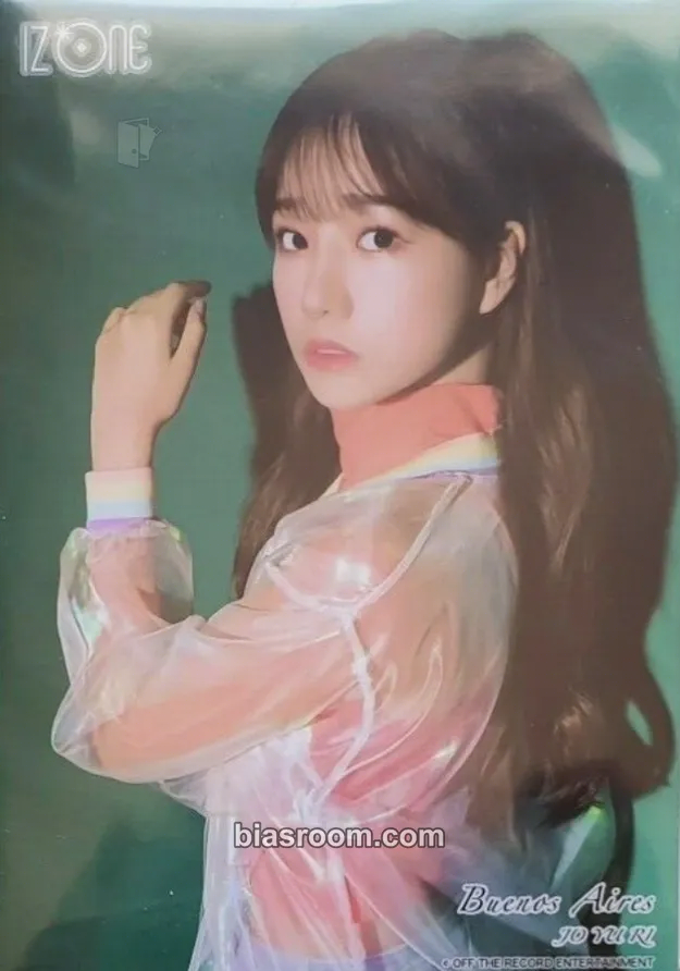 Jo Yuri Buenos Aires Photocard - IZ*ONE - IZ*ONE K-pop photocard