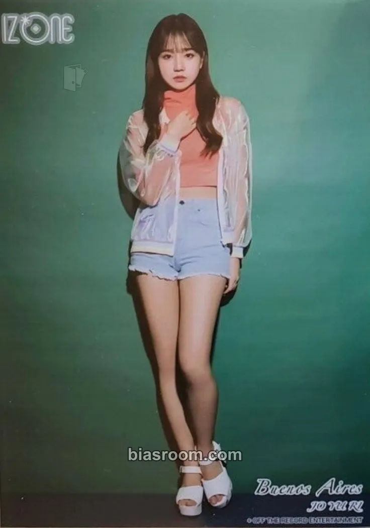 Jo Yuri Buenos Aires Photocard - IZ*ONE - IZ*ONE K-pop photocard