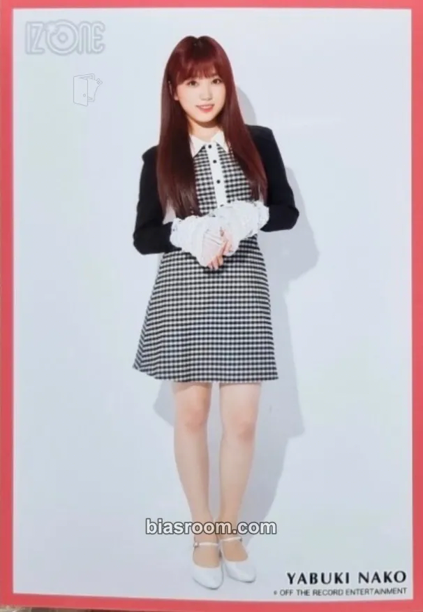 Nako Non-Album Bromides Photocard - IZ*ONE - IZ*ONE K-pop photocard