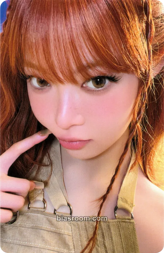 Hong Eunchae PUREFLOW pt.1 Photocard - LE SSERAFIM - LE SSERAFIM K-pop photocard