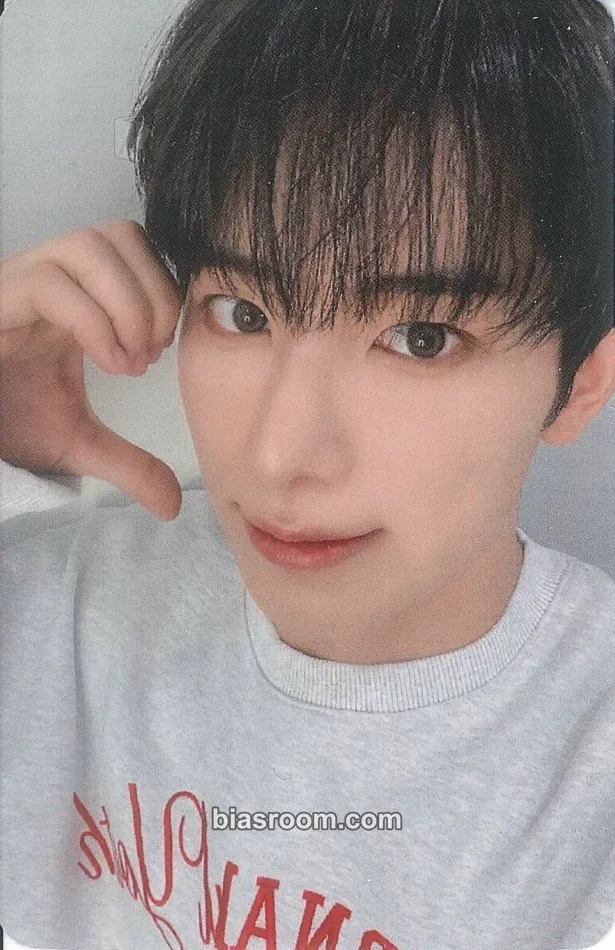 Kunho Smoke Point Photocard - ALL(H)OURS - ALL(H)OURS K-pop photocard
