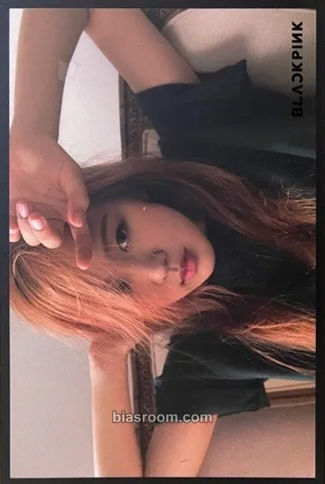 Rosé SQUARE UP Photocard - BLACKPINK - BLACKPINK K-pop photocard