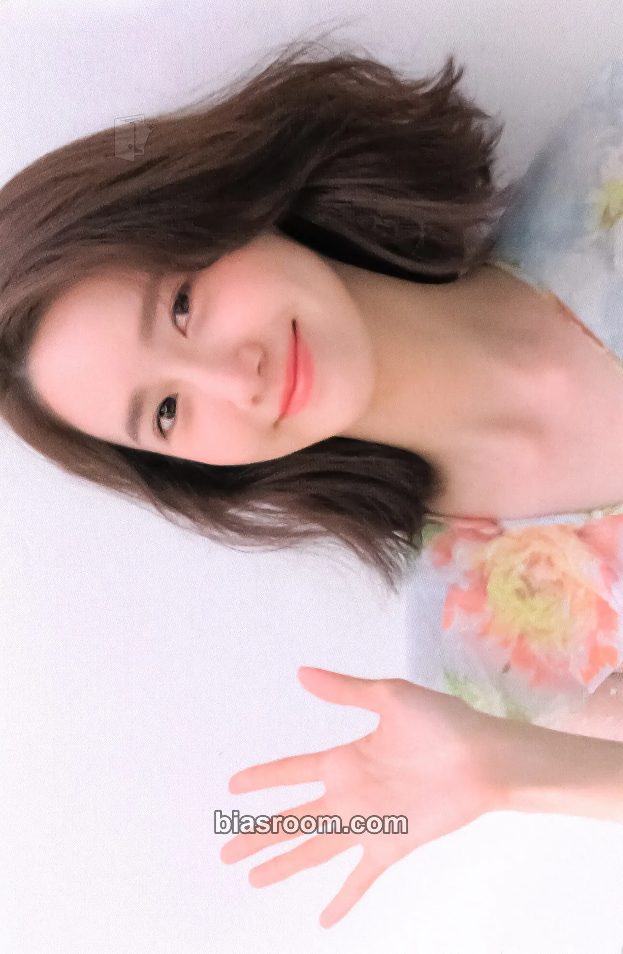 Yoona Yoona ‘So Wonderful Day Story_1’ Fan Meeting Tour Photocard - Girls' Generation - Girls' Generation K-pop photocard