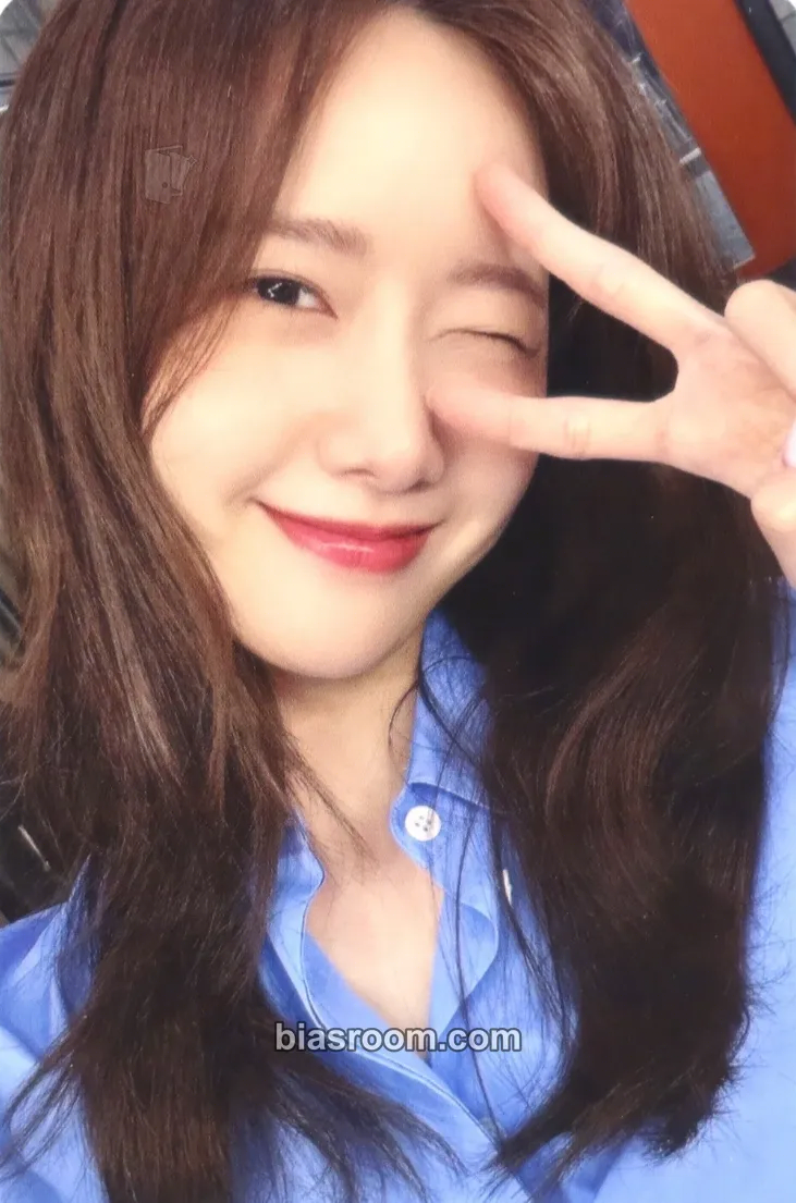 Yoona LIM YOONA 'So Wonderful Day' POP-UP Photocard - Girls' Generation - Girls' Generation K-pop photocard