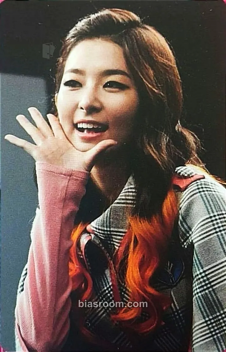 Seulgi SCHOOL OZ Photocard - Red Velvet - Red Velvet K-pop photocard