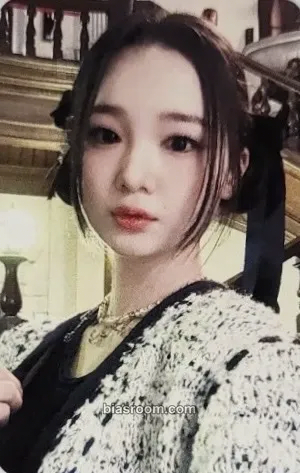 Gaeun Last Dance Photocard - MADEIN - MADEIN K-pop photocard