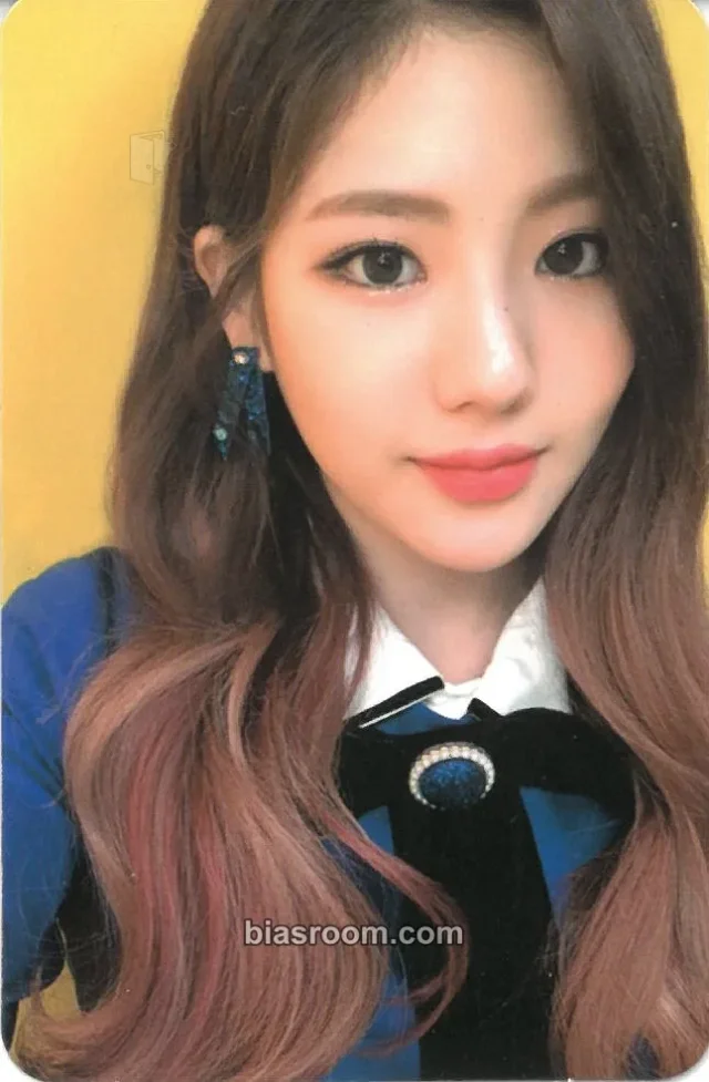 gugudan - Hyeyeon - Act 3: Chococo Factory Album album photocard logo back