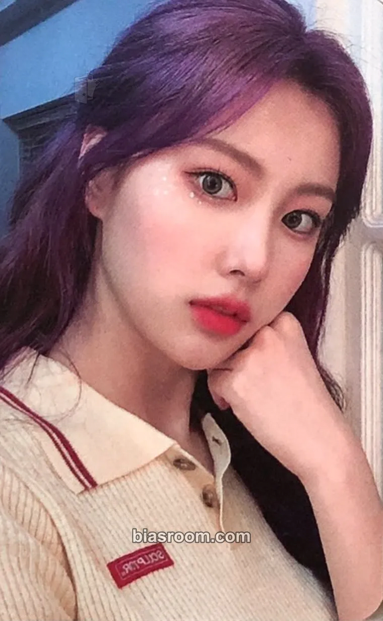 Hyewon Oneiric Diary Photocard - IZ*ONE - IZ*ONE K-pop photocard