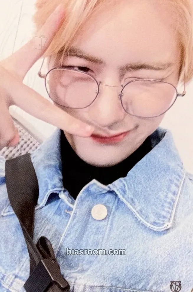 Seungsik Alice 모일게요 Photocard - VICTON - VICTON K-pop photocard
