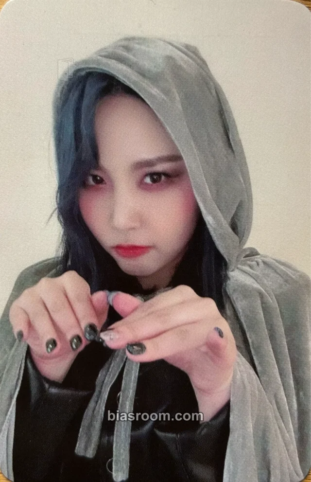 PinkFantasy - Harin - Alice In Wonderland Album album photocard