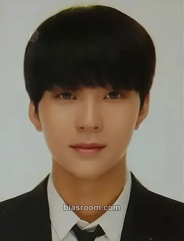 D-CRUNCH - Chanyoung - M0527 Album id photo makestar purchase benefit