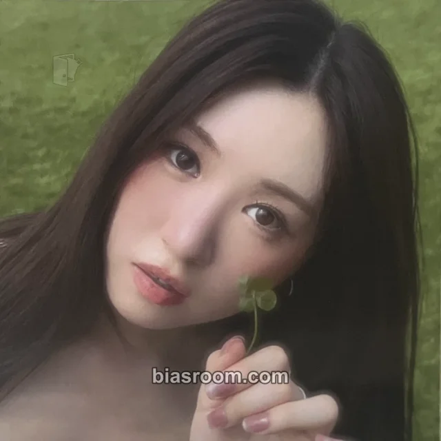 MUU - MUU (Taeryeong) - By your side Album square photo square photo set album inclusion KiT/kihno version