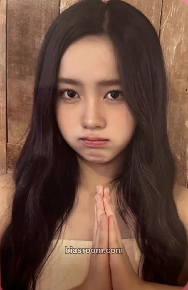 UNIS - Elisia - WE UNIS Album jump up video call (fancall) round 7