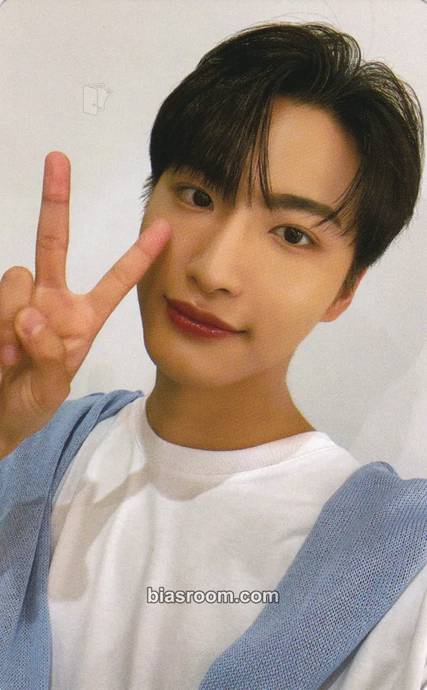 Seonghwa MERNEL × ATEEZ Photocard - ATEEZ - ATEEZ K-pop photocard