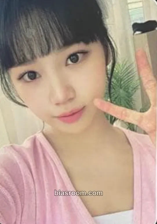 Kim Chaewon DICON VOLUME 12 “SHALL WE DANCE?” Photocard - IZ*ONE - IZ*ONE K-pop photocard