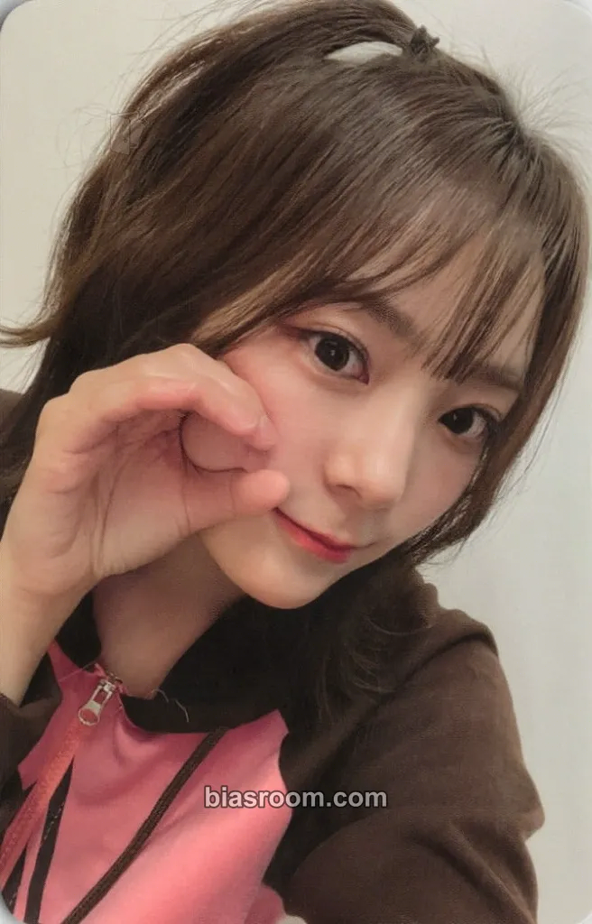 Siyeon Manito Photocard - QWER - QWER K-pop photocard
