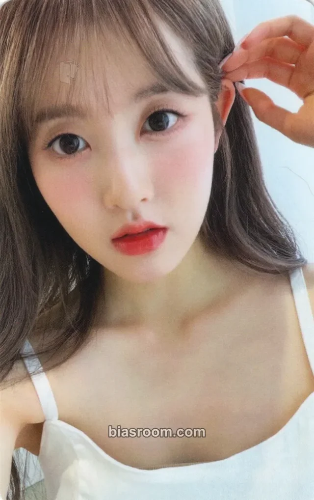 STAYC - Sieun - STAYC X LensMe Other pop-up store brand collaboration merch photocard