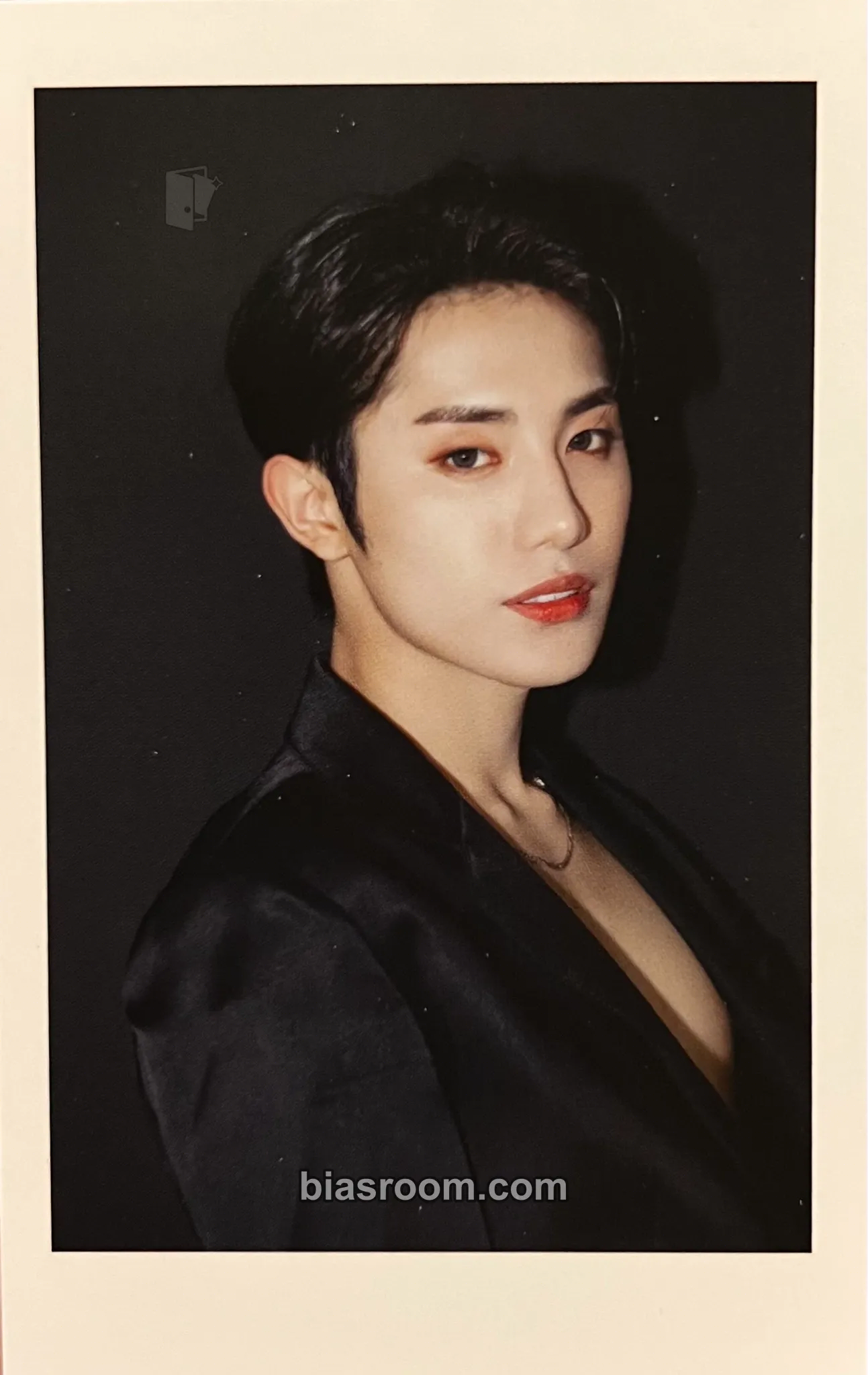 Mill ズルい女 (Zurui Onna) Photocard - OnlyOneOf - OnlyOneOf K-pop photocard