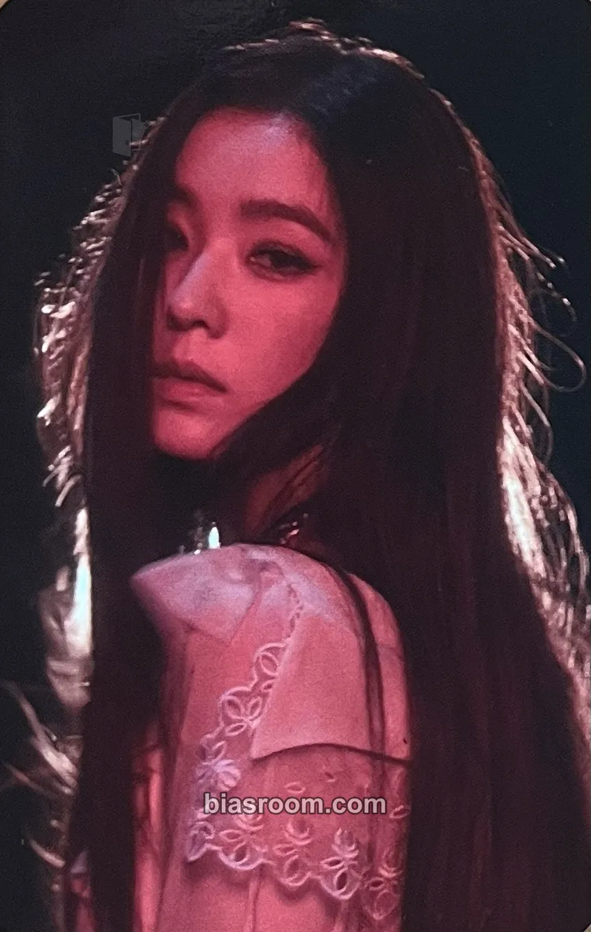 Irene Like A Flower Photocard - Red Velvet - Red Velvet K-pop photocard