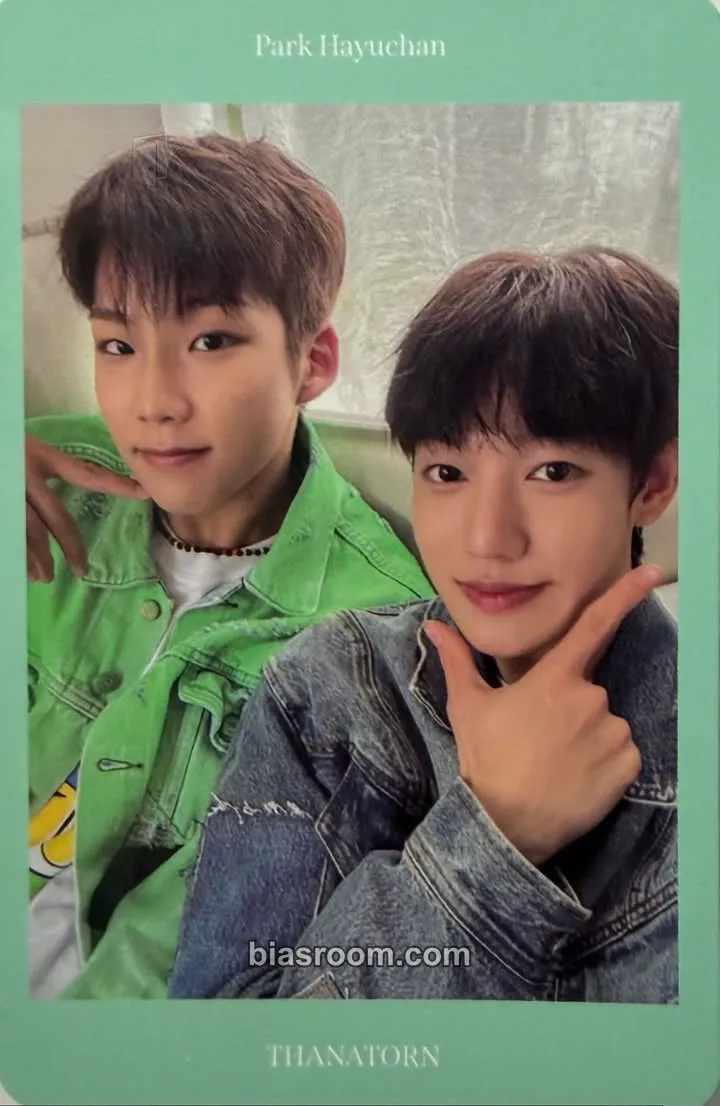 Ready : 여름방학 Photocard - The Wind - The Wind K-pop photocard