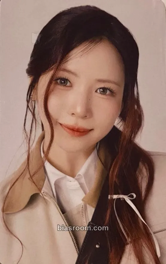 Maya NiziU Live with U 2025 "NEW EMOTION : Face To Face" Photocard - NiziU - NiziU K-pop photocard
