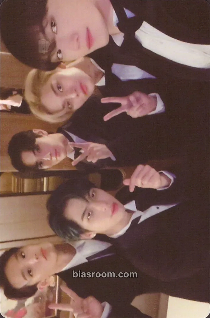 2021 Seasons Greetings Photocard - CIX - CIX K-pop photocard