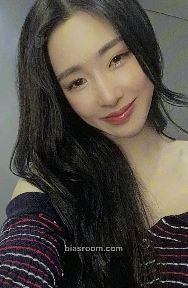 Tiffany Special Event: Long Lasting Love Photocard - Girls' Generation - Girls' Generation K-pop photocard
