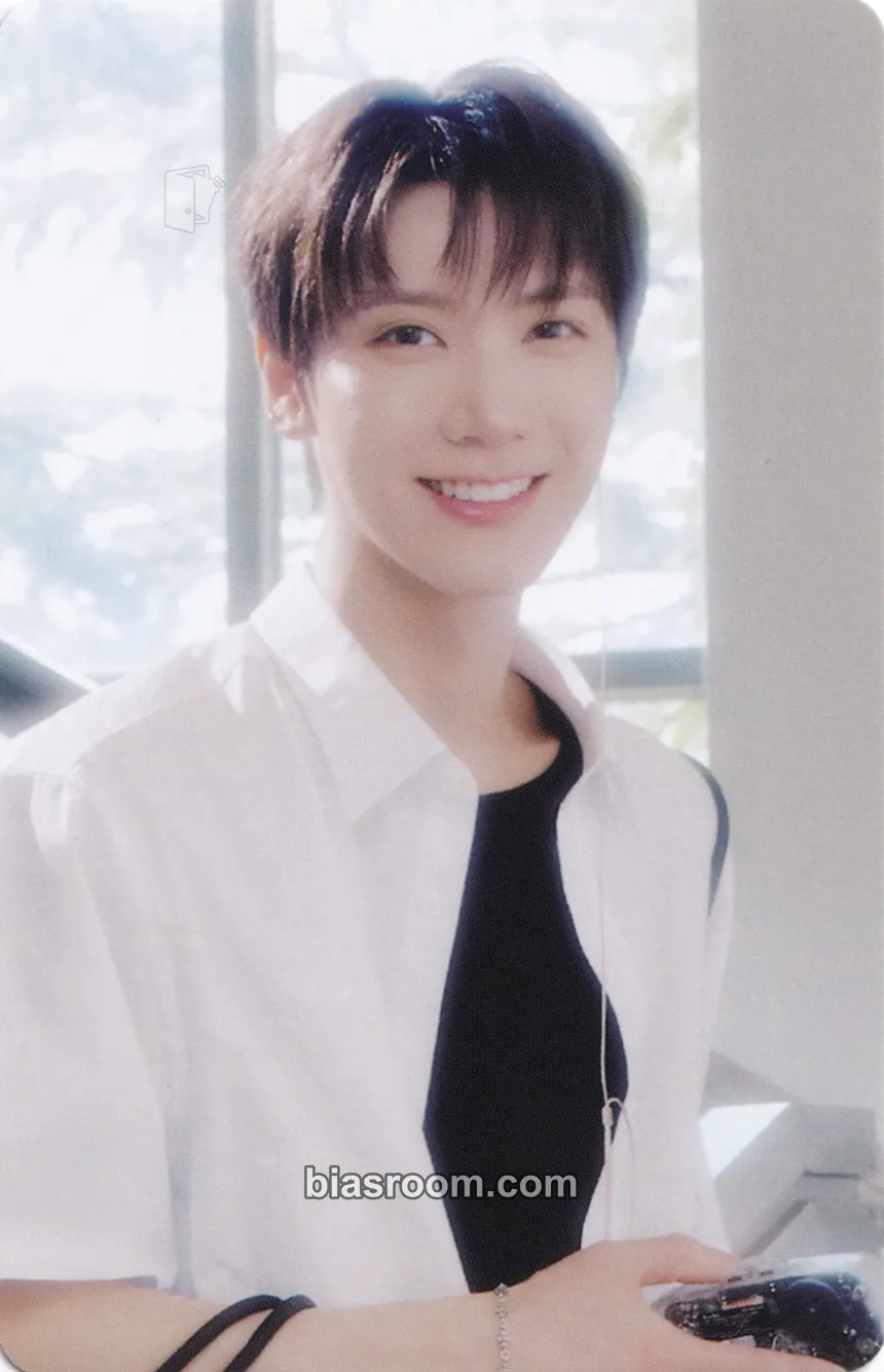 Ten 2026 Season's Greetings Photocard - WayV - WayV K-pop photocard
