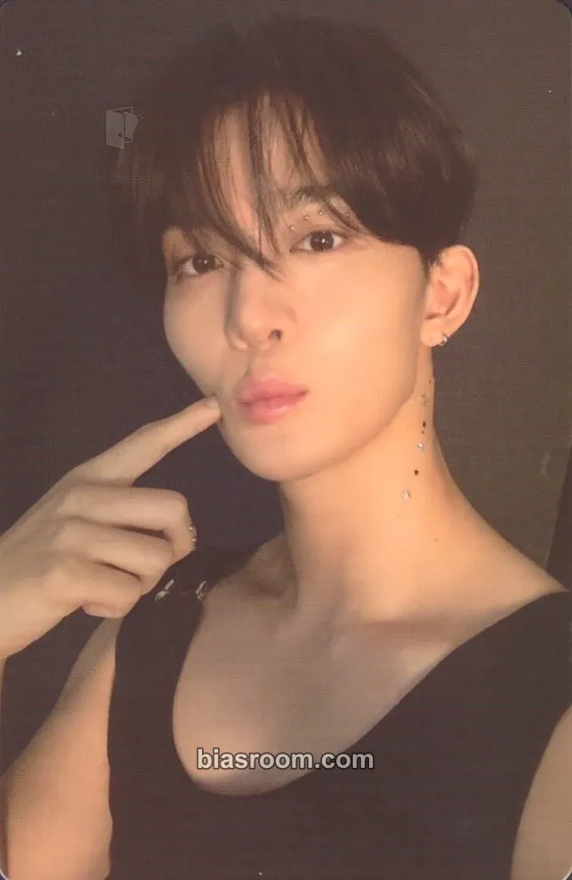 Jinyoung STILL YOUNG Photocard - Bae Jinyoung - Bae Jinyoung K-pop photocard
