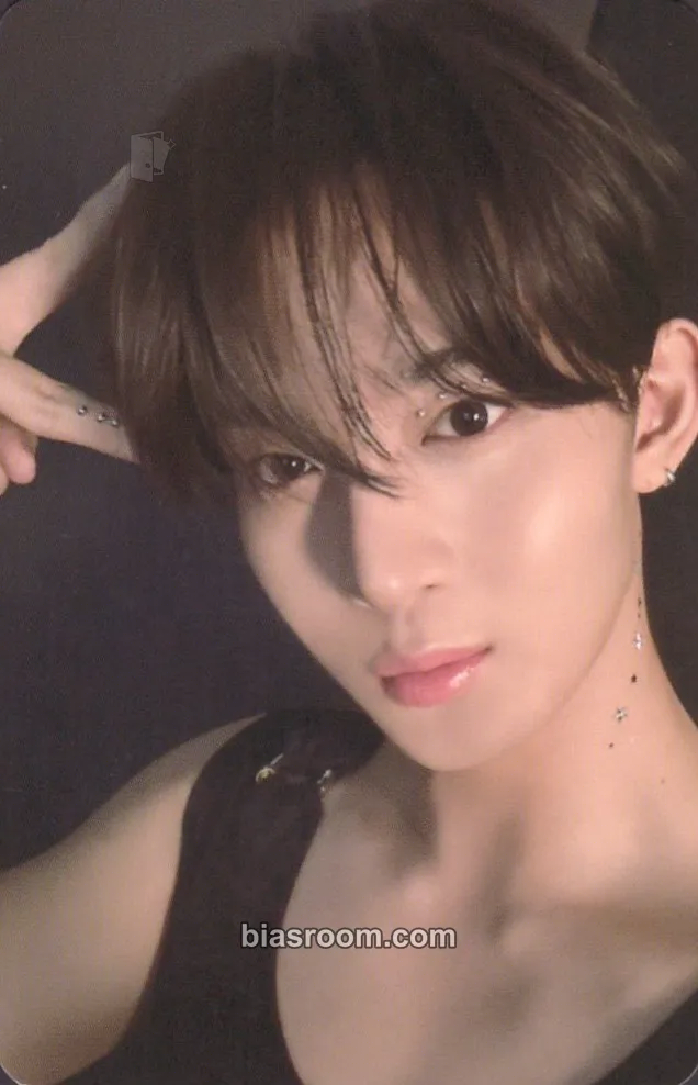Jinyoung STILL YOUNG Photocard - Bae Jinyoung - Bae Jinyoung K-pop photocard