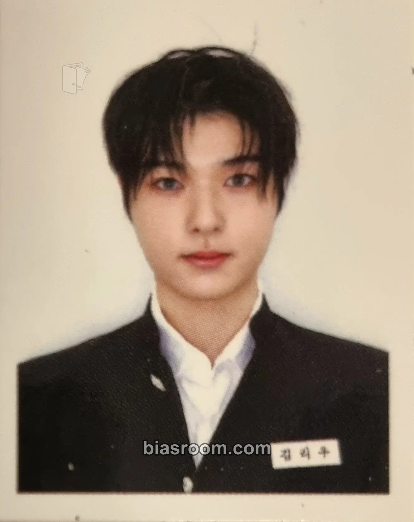Riwoo 1st Anniversary Dol Cake MD Photocard - NEWBEAT - NEWBEAT K-pop photocard