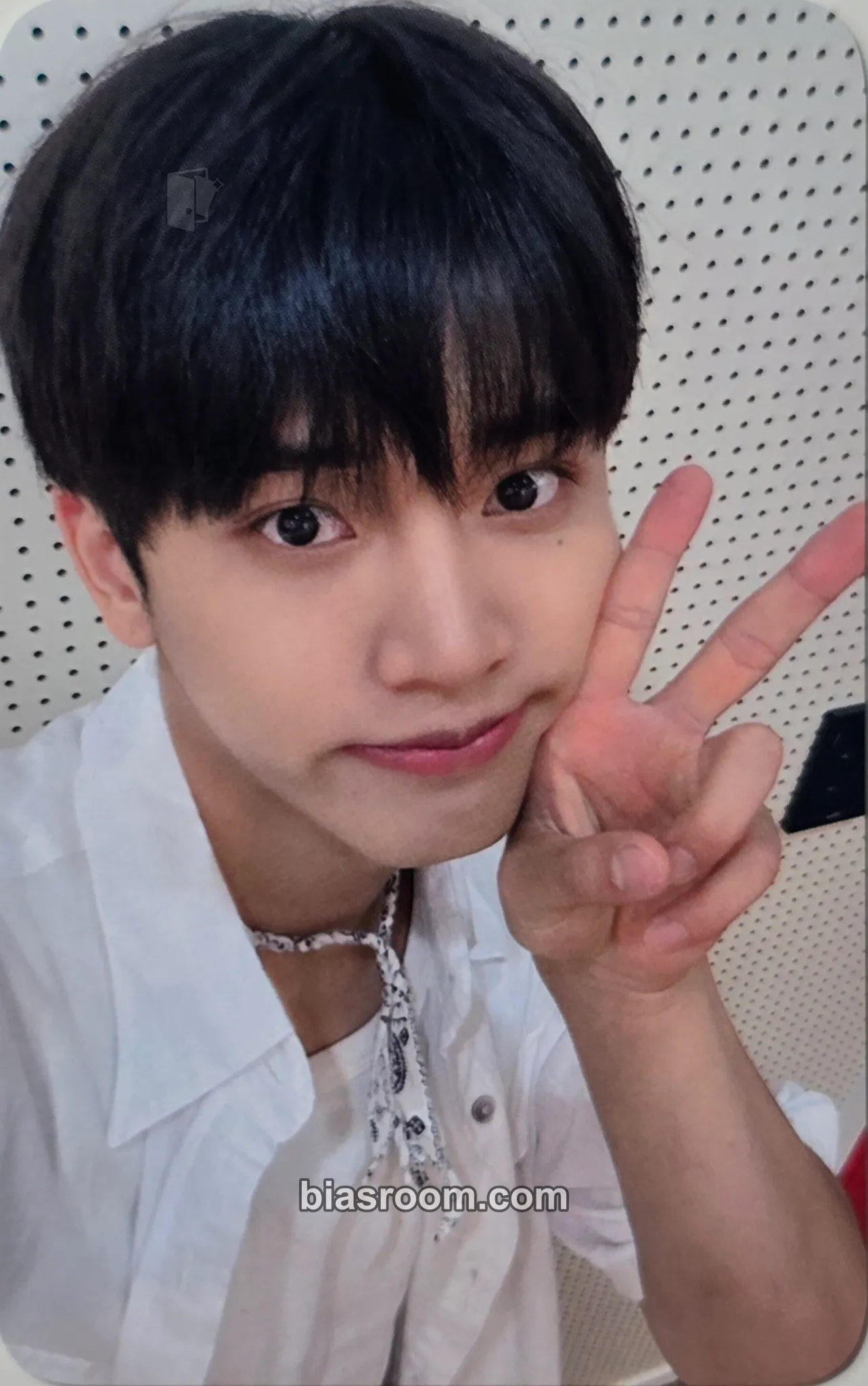 Hyuk ITTA Dollplush Photocard - Omega X - Omega X K-pop photocard