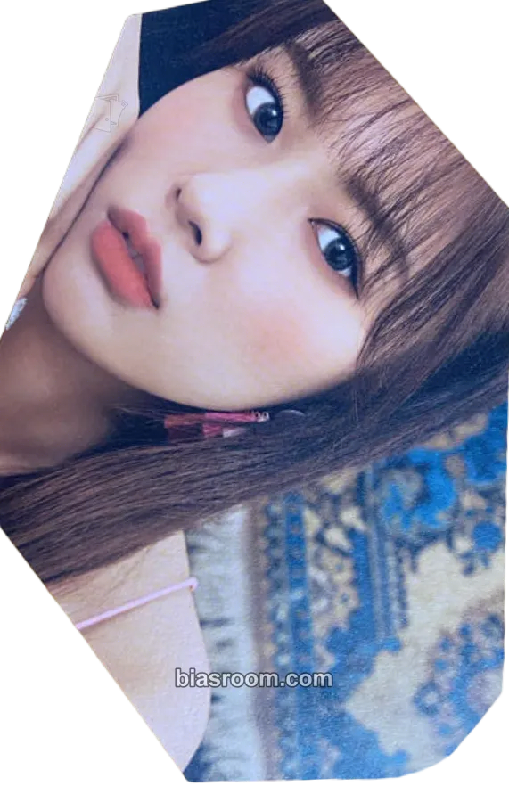 Hyewon BLOOM*IZ Photocard - IZ*ONE - IZ*ONE K-pop photocard