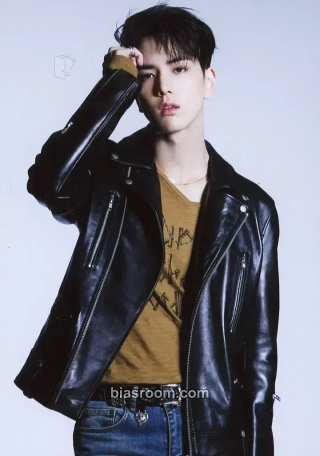 THE BOYZ - Younghoon - Tattoo Album release event random photocard photocard set