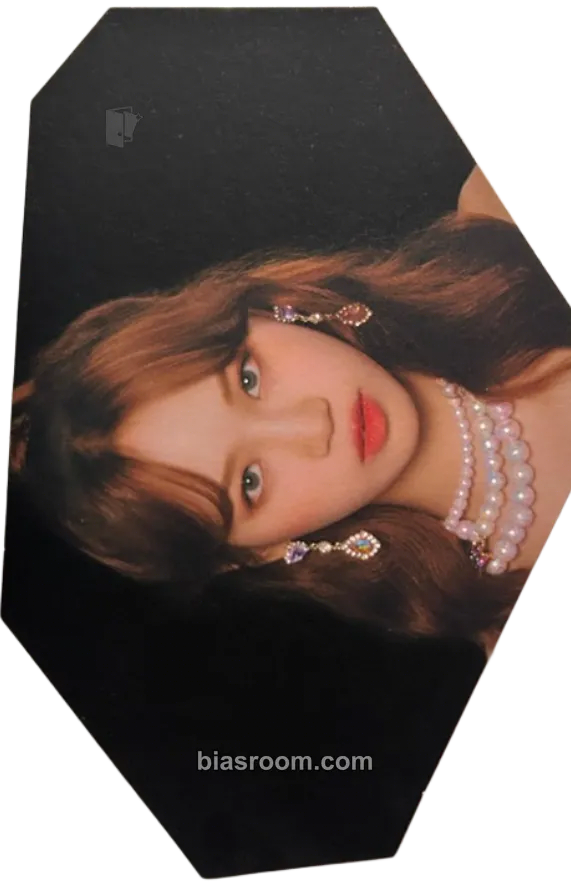 Kim Chaewon BLOOM*IZ Photocard - IZ*ONE - IZ*ONE K-pop photocard