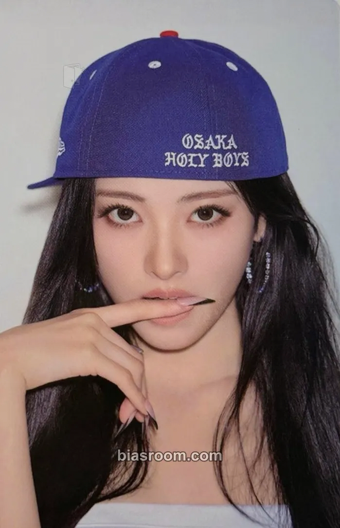 Anna BITE NOW Photocard - MEOVV - MEOVV K-pop photocard