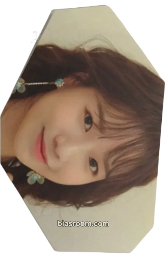 Jo Yuri BLOOM*IZ Photocard - IZ*ONE - IZ*ONE K-pop photocard