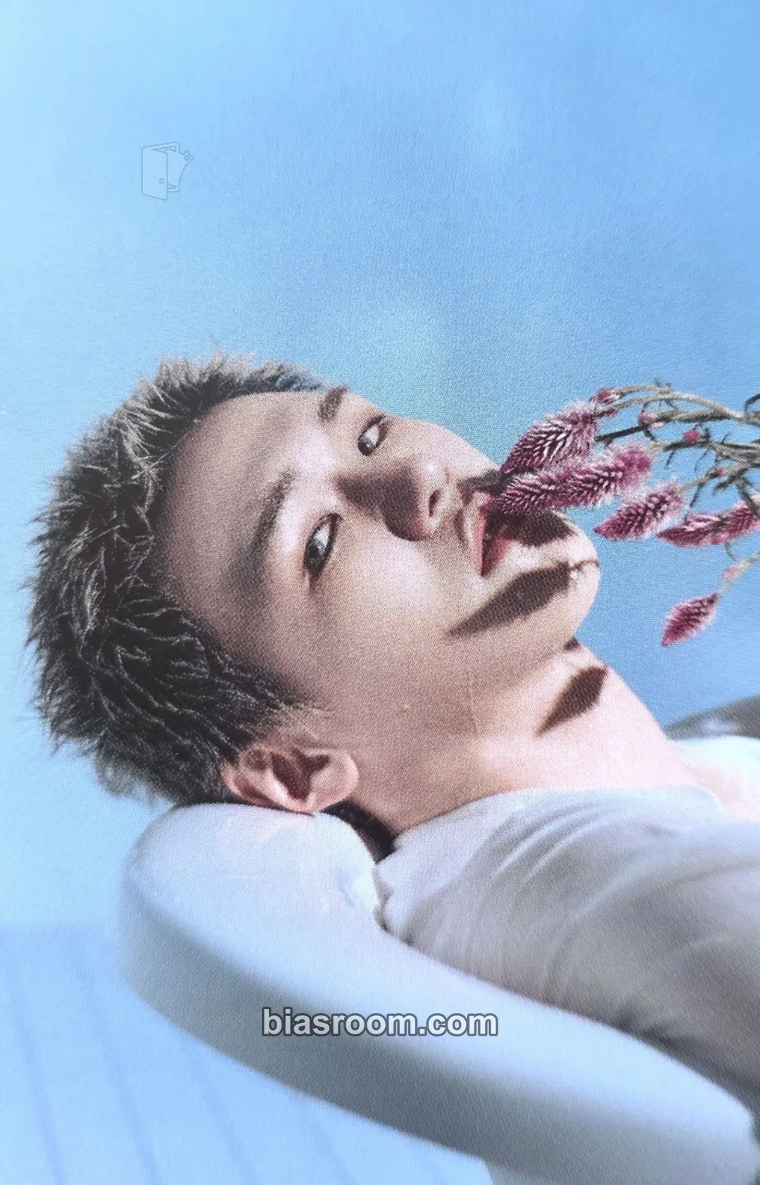 Bain AQUA HALO - Europe Tour 2026 Photocard - JustB - JustB K-pop photocard